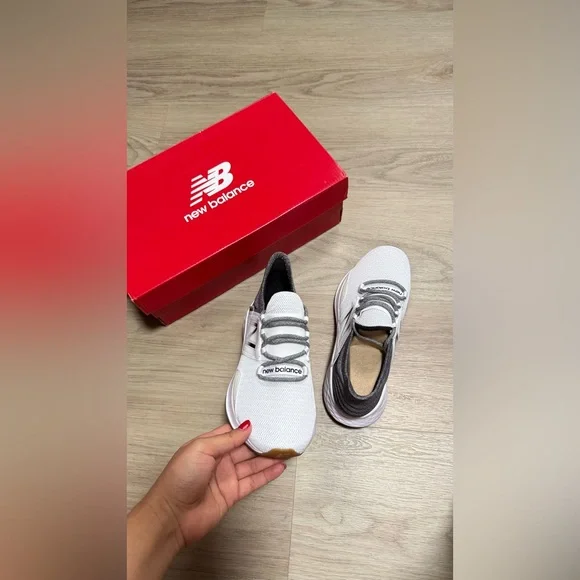 New Balance White and Gray Women's Shoes - Picture 4 of 9